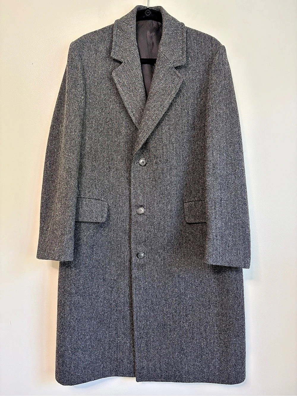 Vintage 70s London Fog Men's 42R Herringbone Tweed Wool Overcoat USA Made